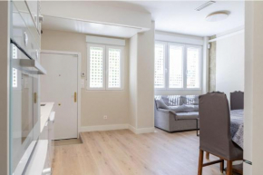 Contemporary 6BD Apartment for 12 Las Ventas